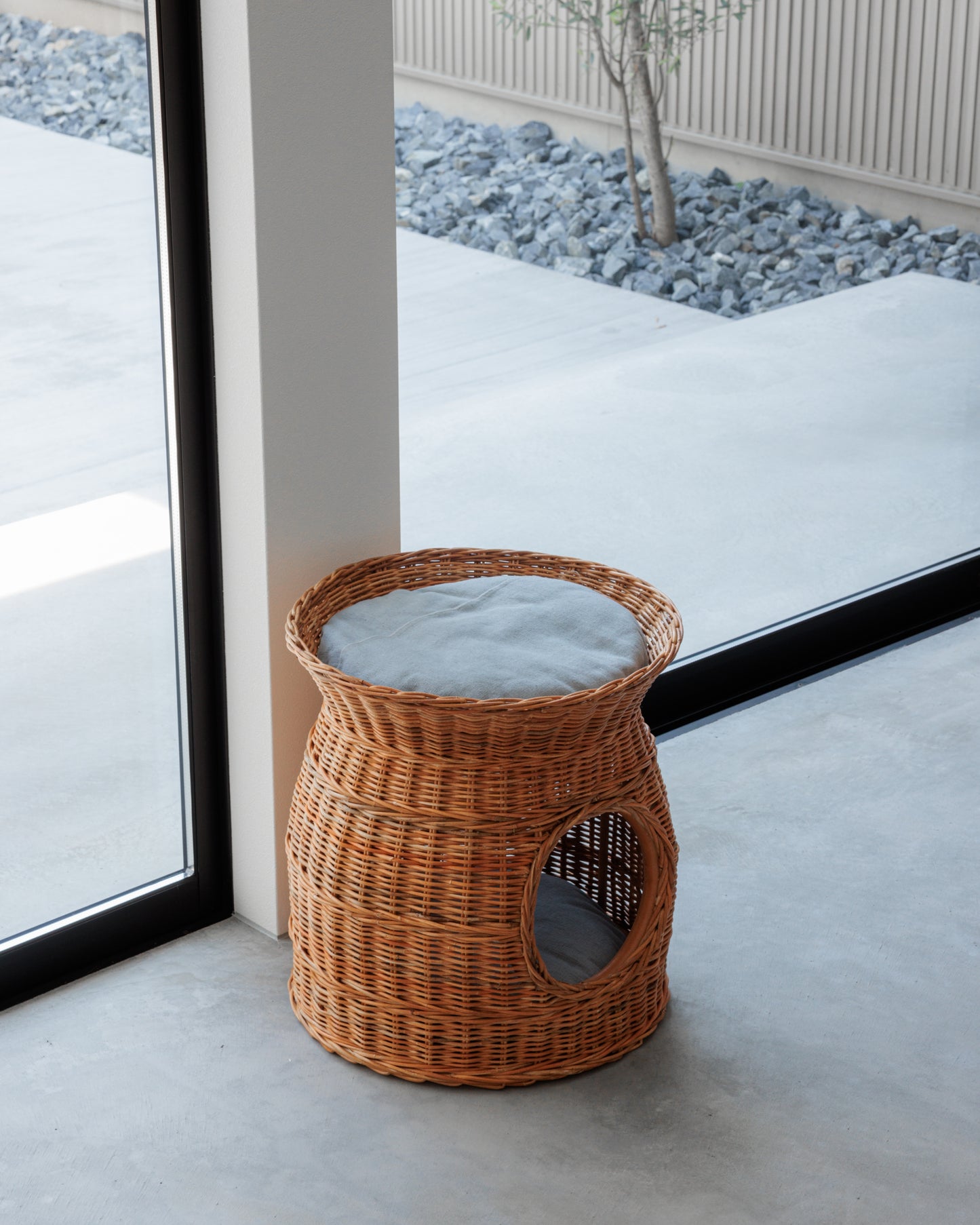 RATTAN PET HOUSE