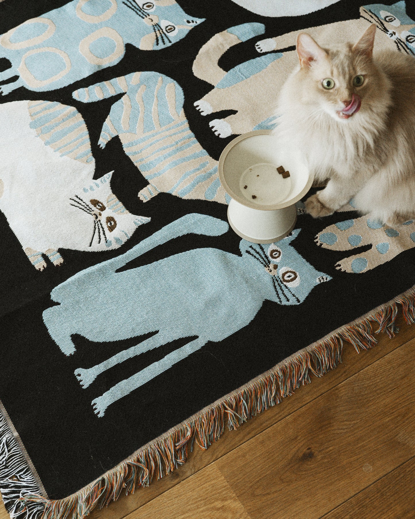 MULTI BLANKET “nekomoyou” / 坪井香保里