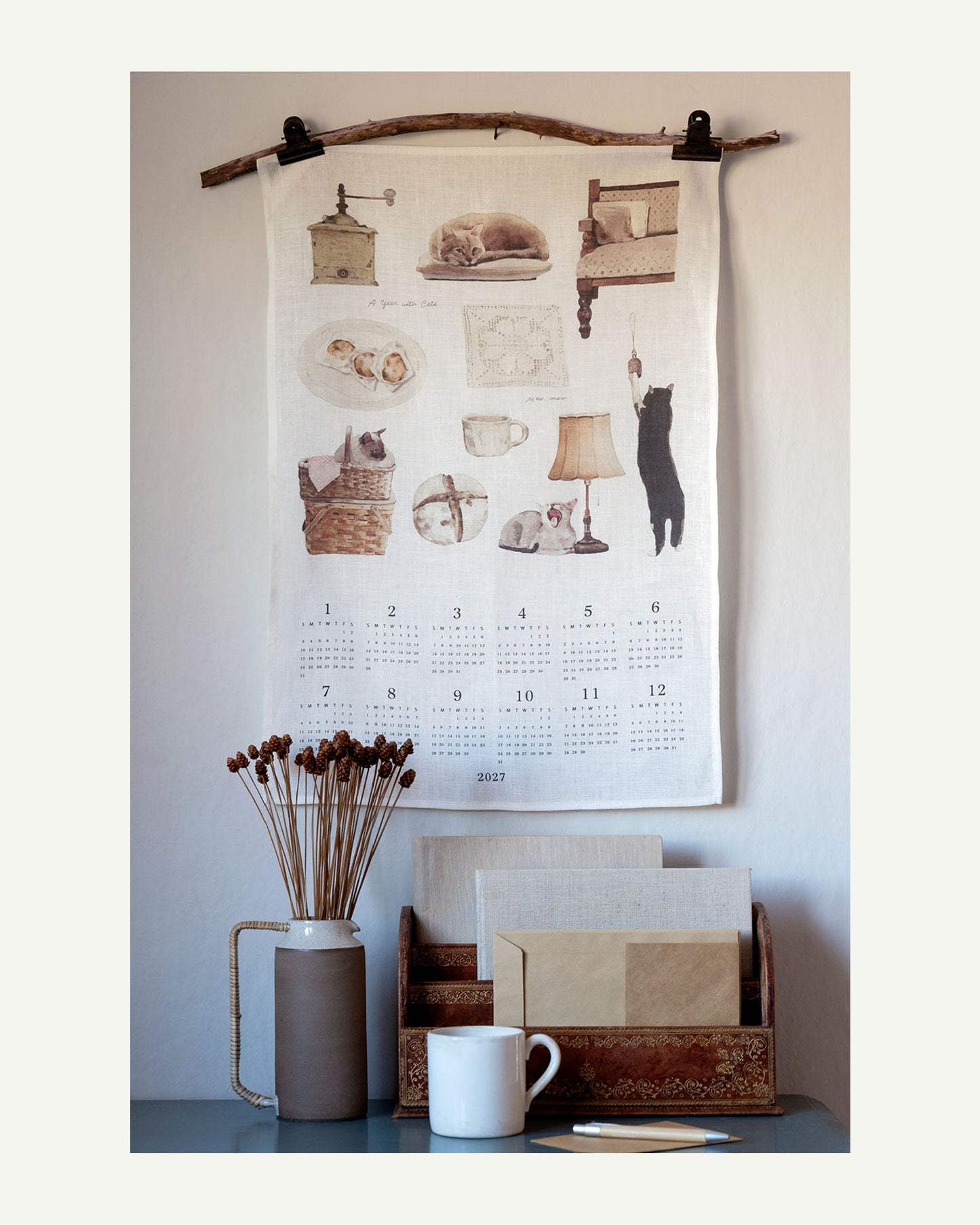 LINEN CALENDAR 2027 - A year with cats -