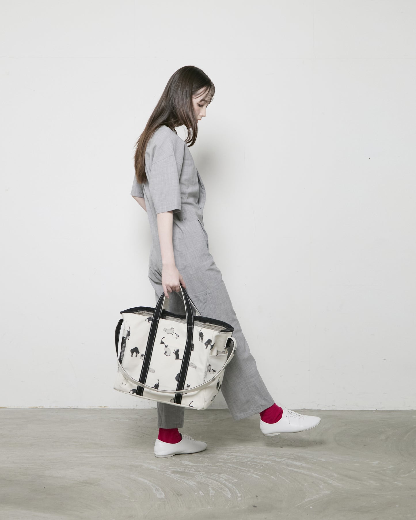 CARRY TOTE BAG