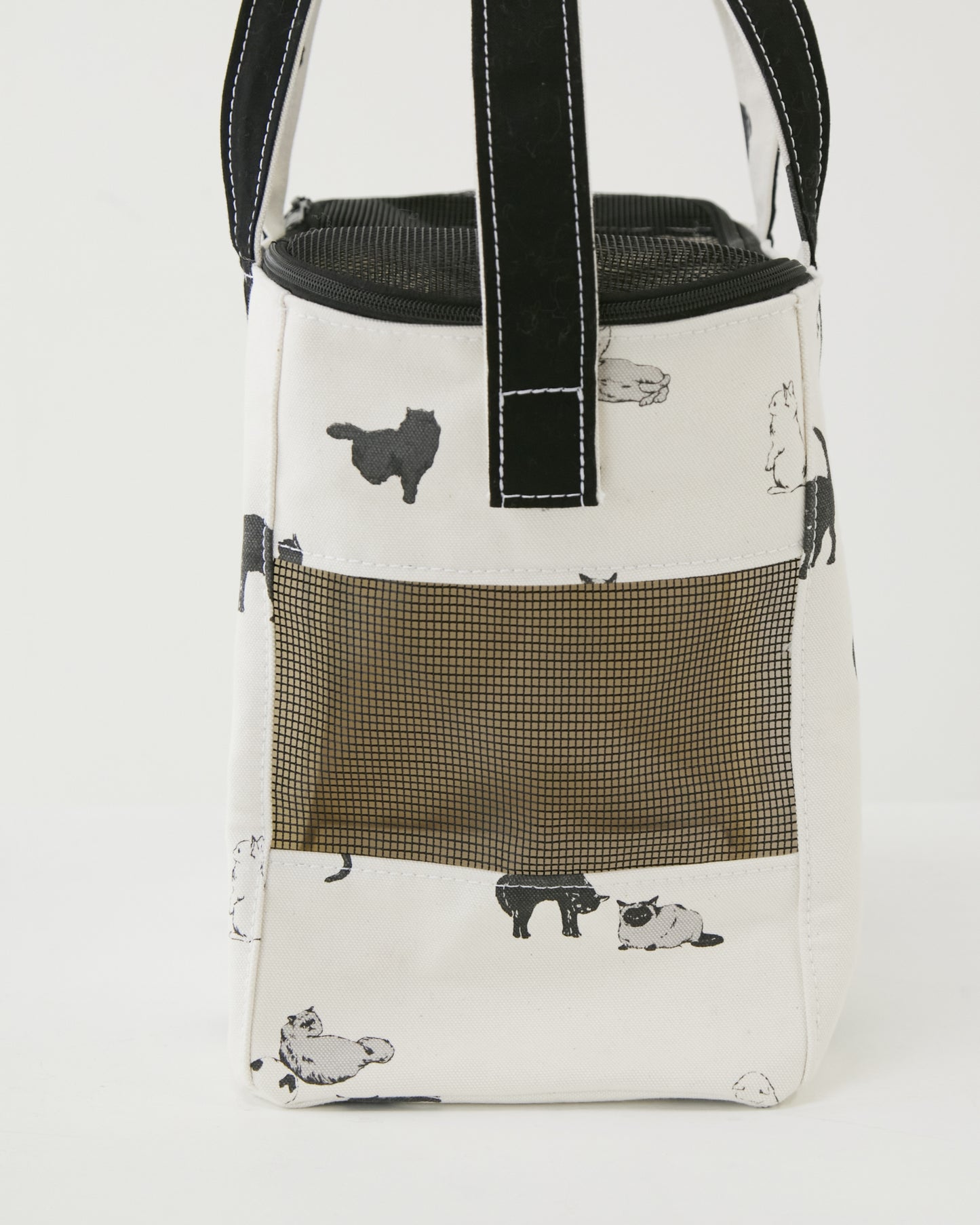 CARRY TOTE BAG