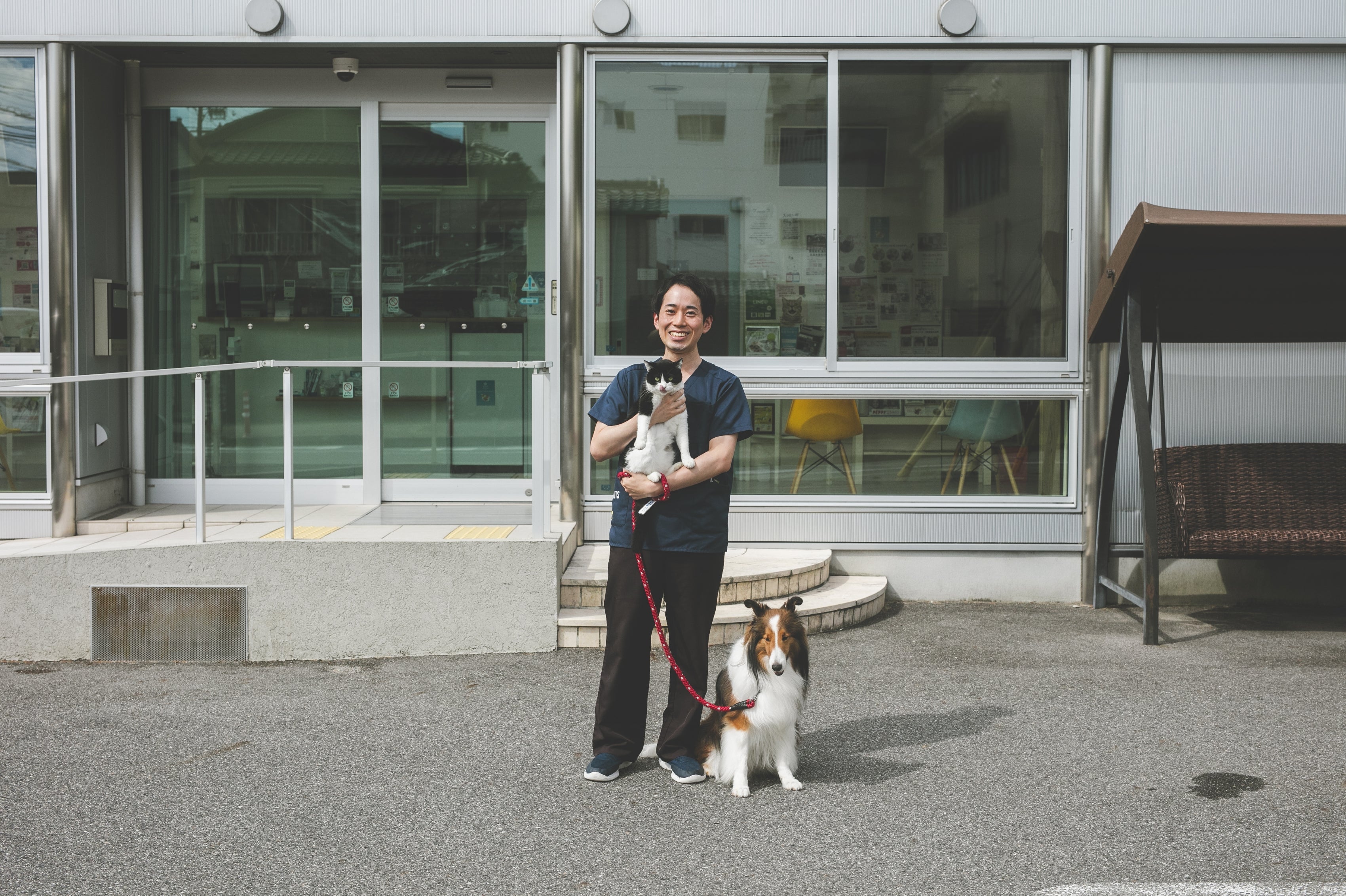 Interview #02  |  アニー動物病院 副院長・森岡翠里さんと考える、猫の食事と暮...