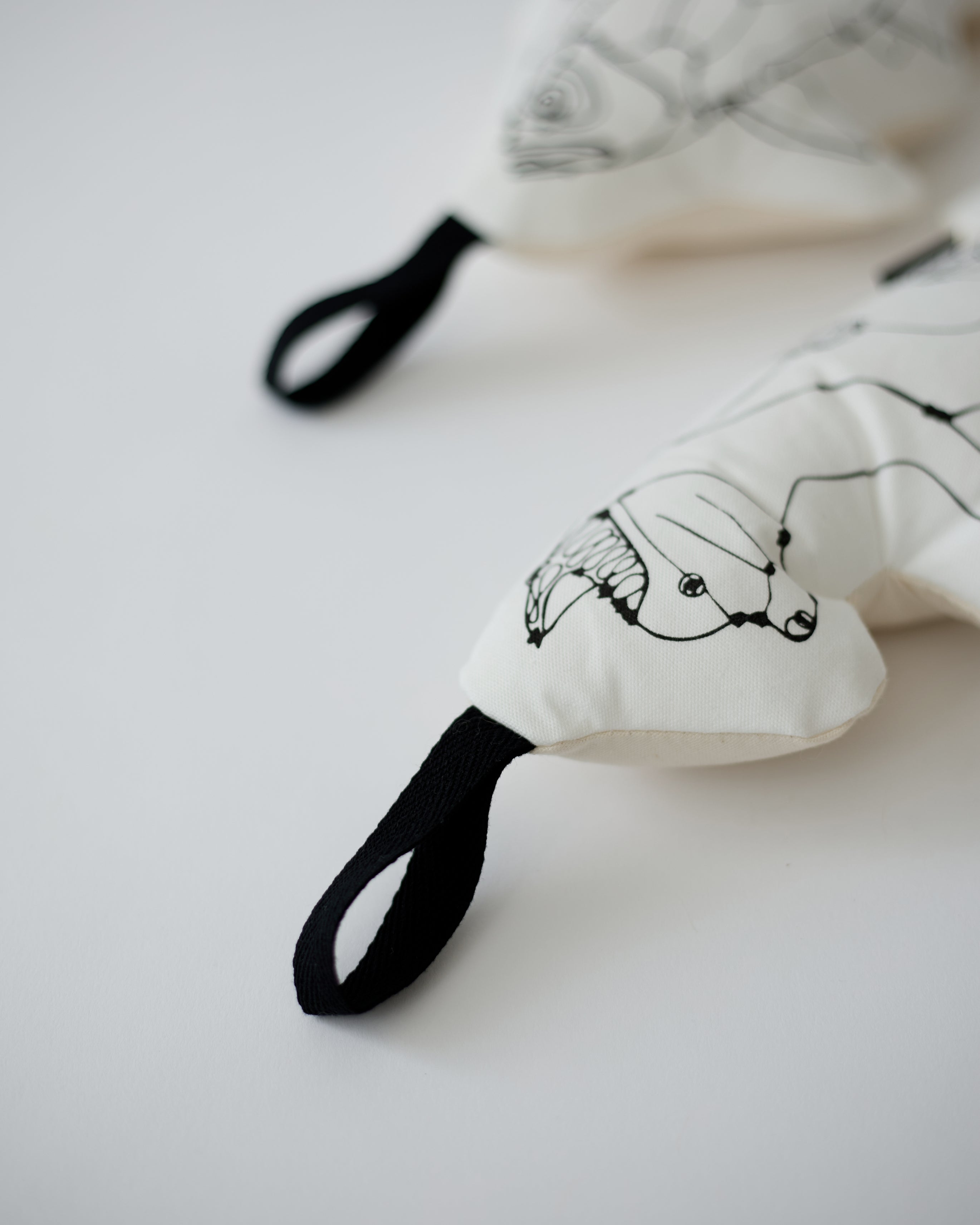 HAyU ワイヤー　ネコ HAyU Cushion Cat