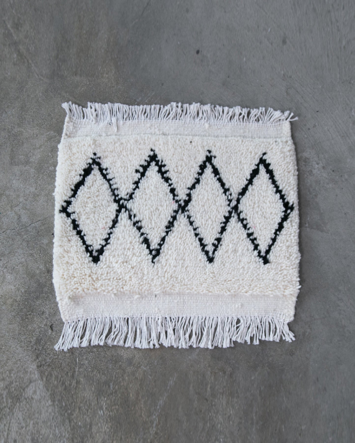 BENI OUARAIN / Black