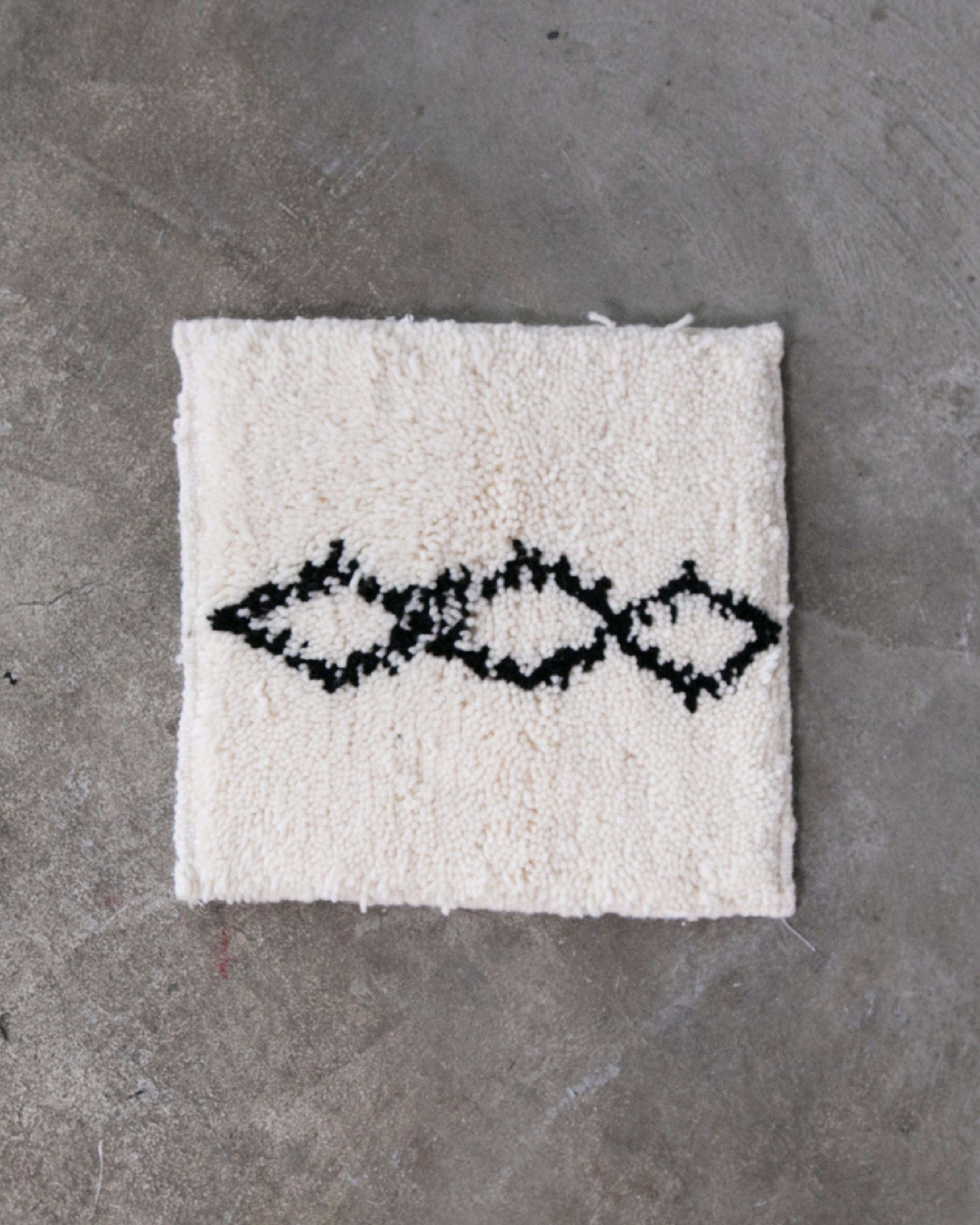 【youp】新品/人気/アイボリー平織り模様ベニワレン　No.558 ベニワレン60×94cm【送料無料】 - inie japan | ギャッベやキリムなど