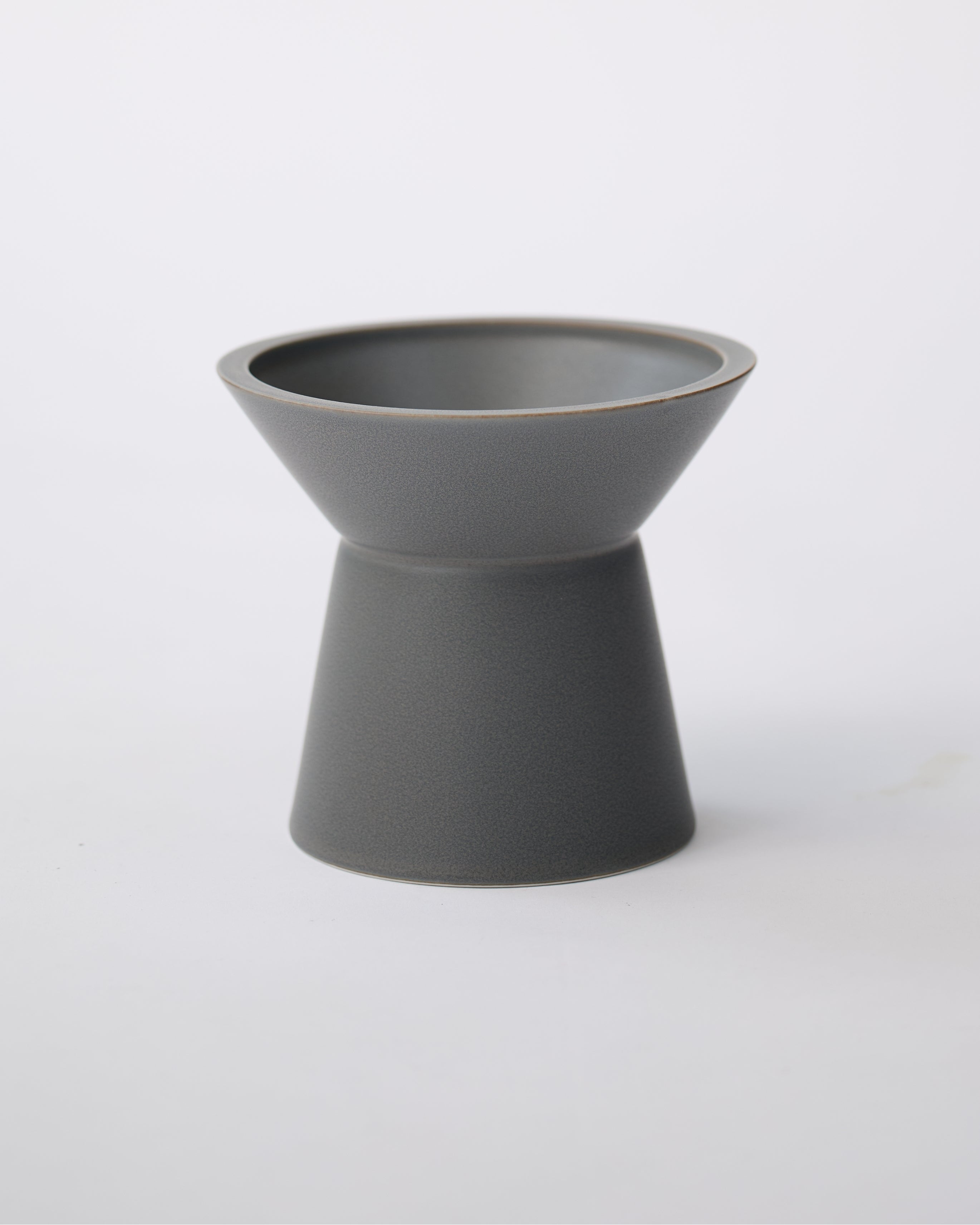 CHALICE / 消炭（深灰色）【出清品】