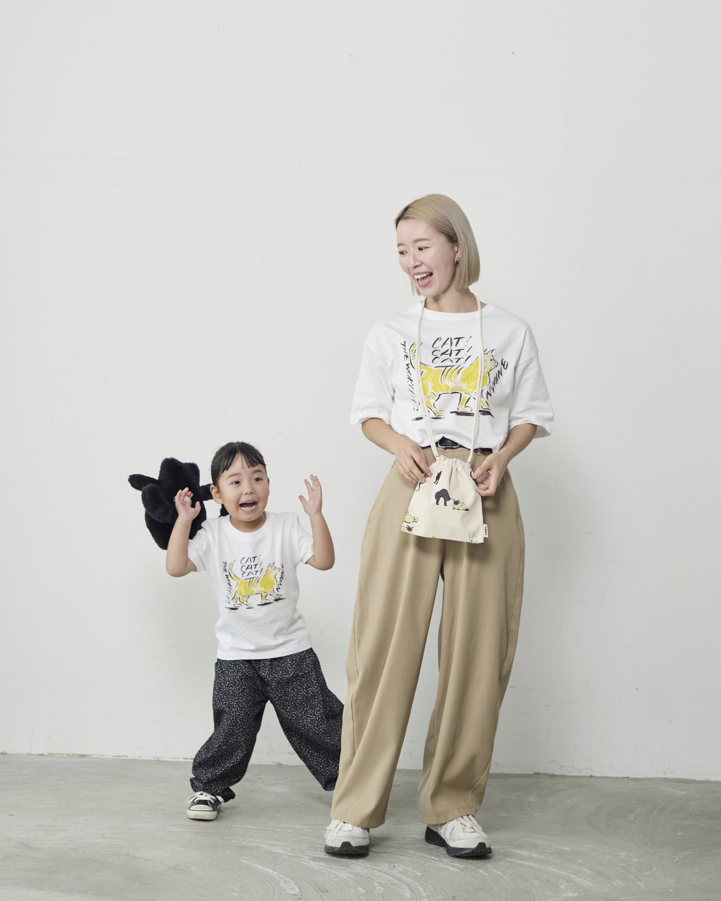 CAT! CAT! CAT! / T-shirt