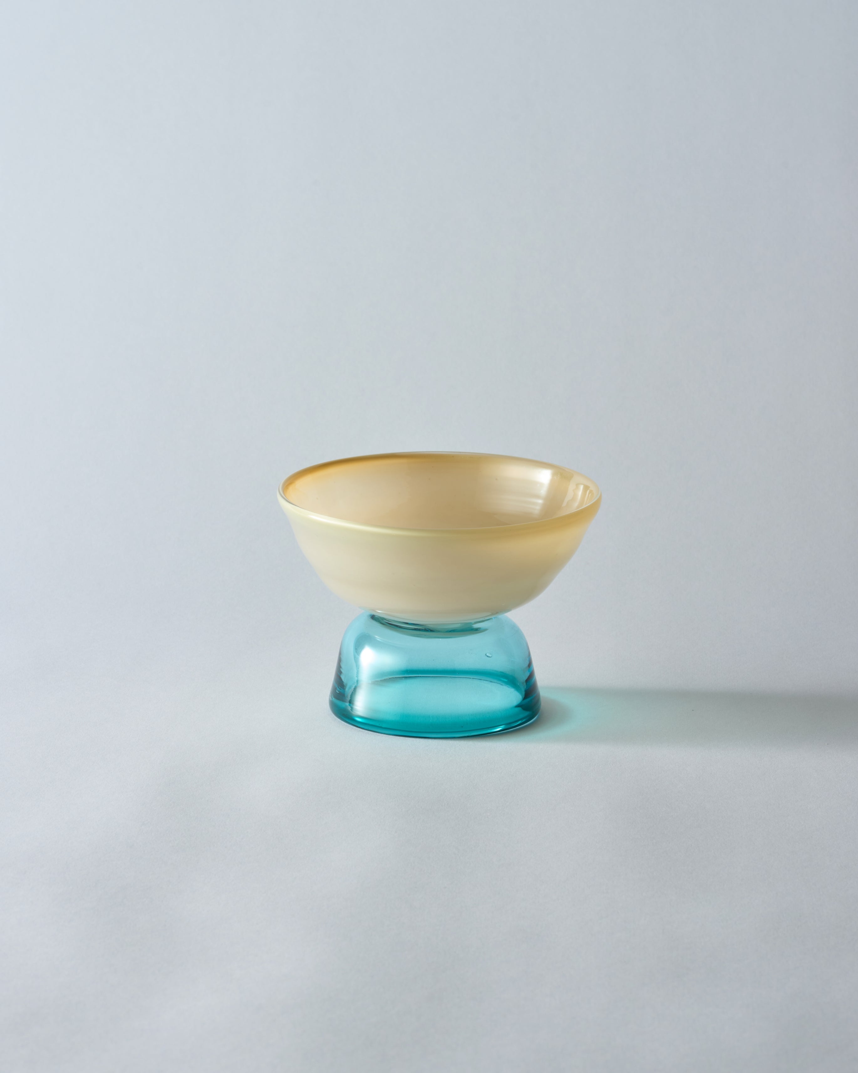 UTSUROI / glass bowl｜吹きガラス作家・野尻恵美とつくる“時間の