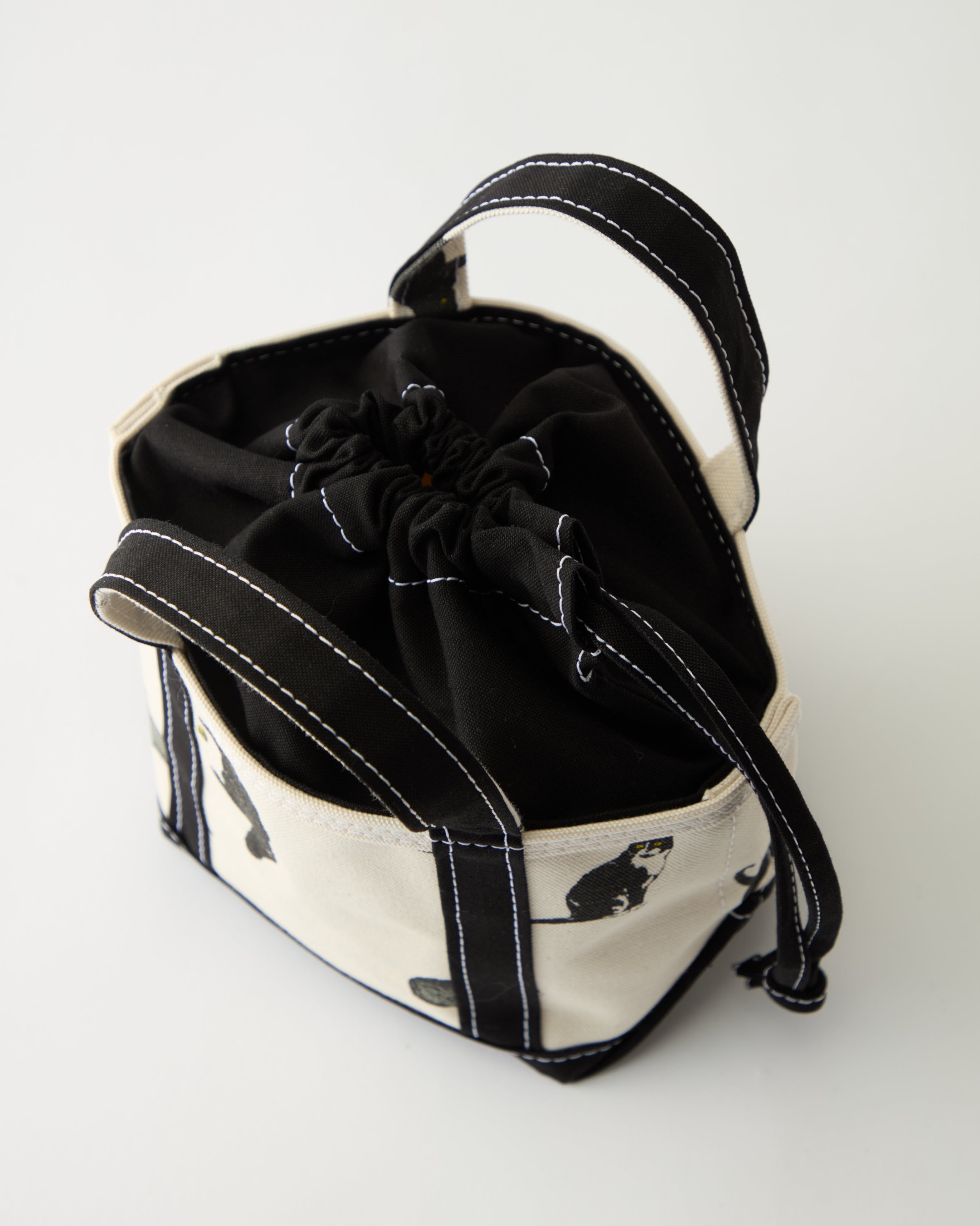 TOTE BAG MINI ｜ TEMBEAの猫のしぐさを描いたコットン素材のミニ