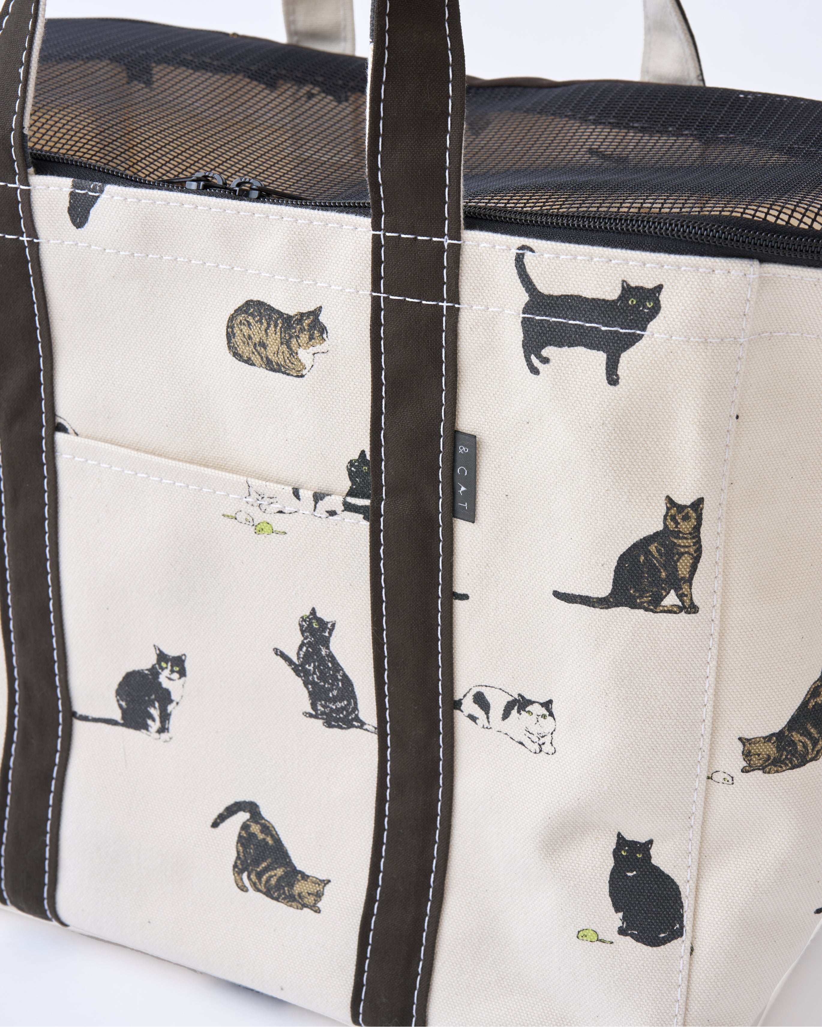 CARRY TOTE BAG ｜ TEMBEA × &CATの猫用キャリーバッグ。通院や
