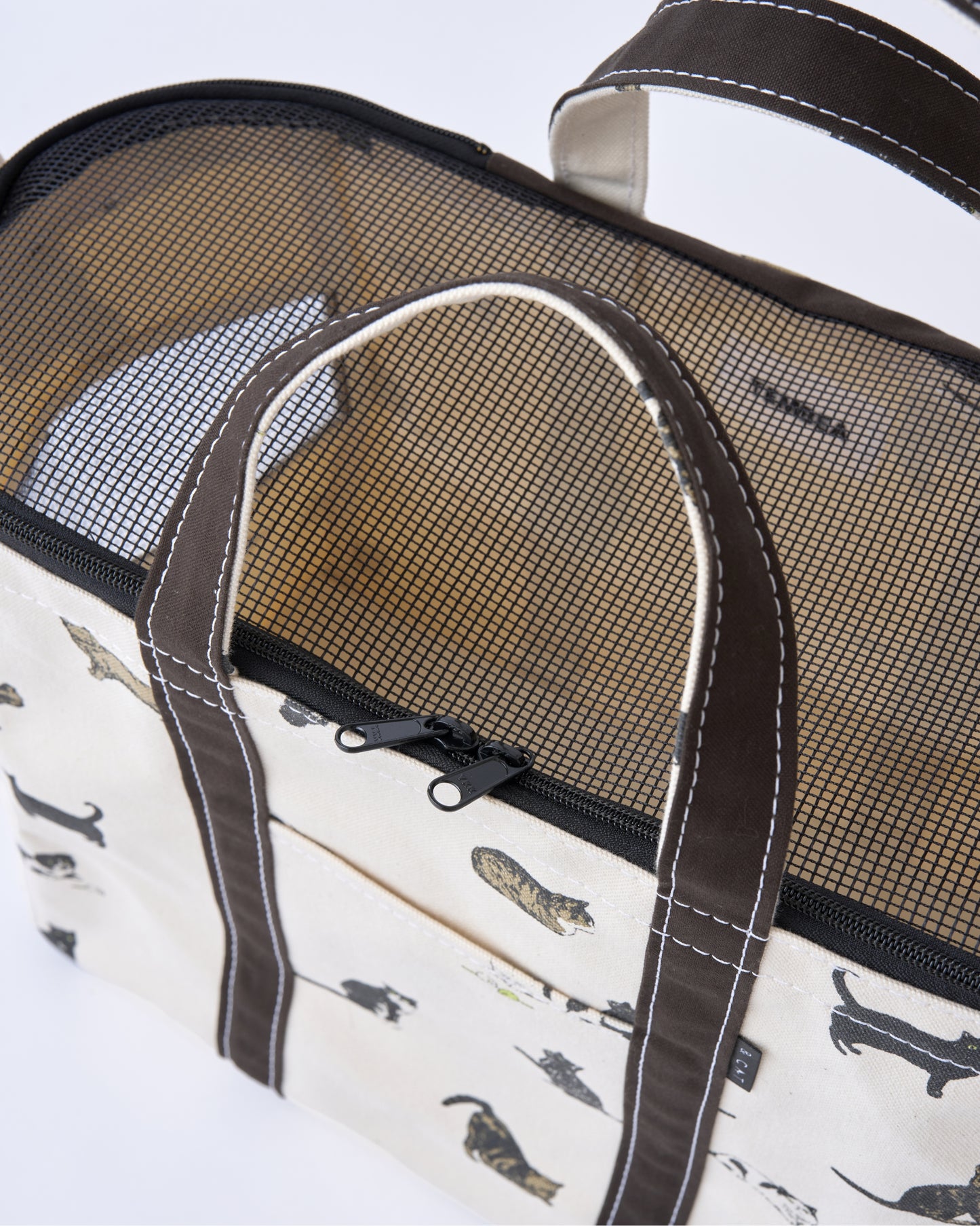 CARRY TOTE BAG